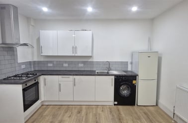 Annesley Grove, Arboretum, Nottingham - Image 2